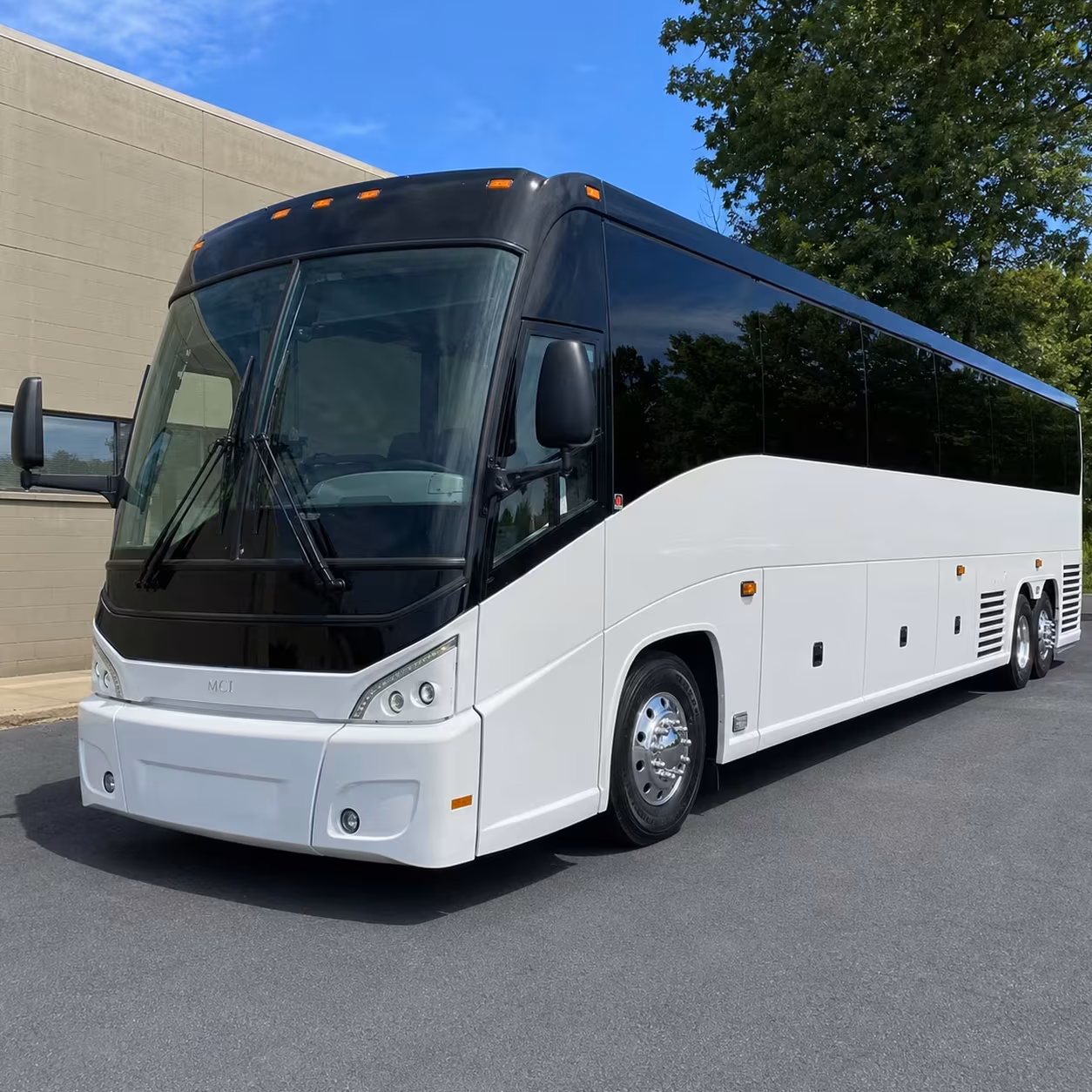 folsom concert bus rentals to golden 1 center in sacramento