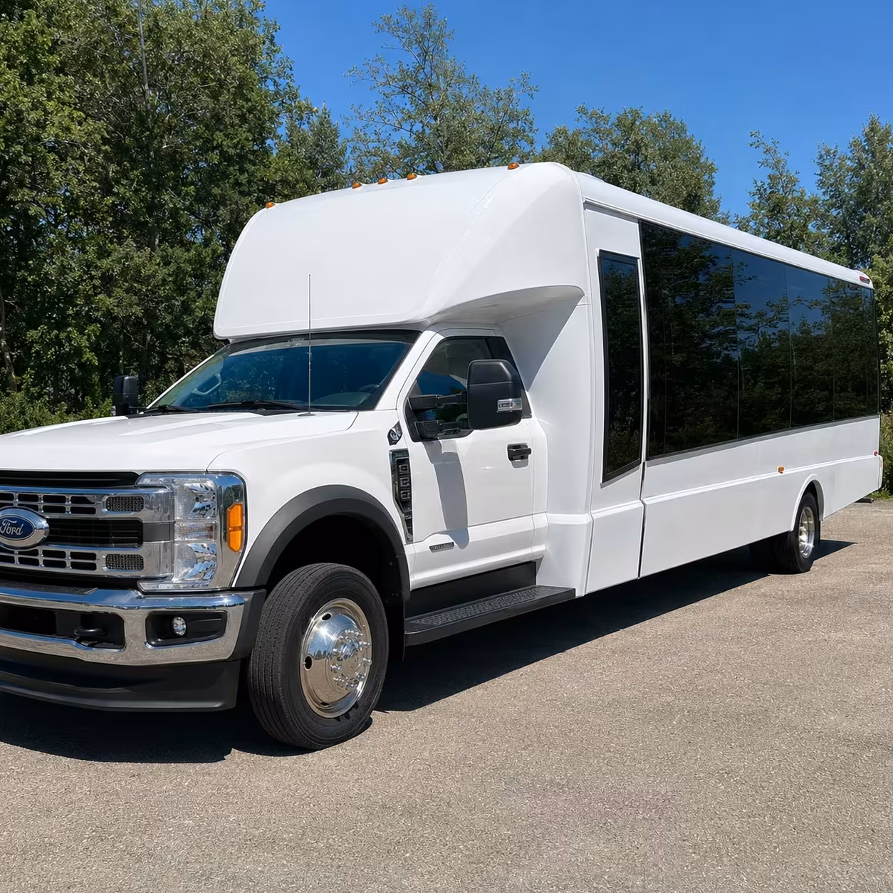 youth tournament minibus rentals for folsom parks and fields